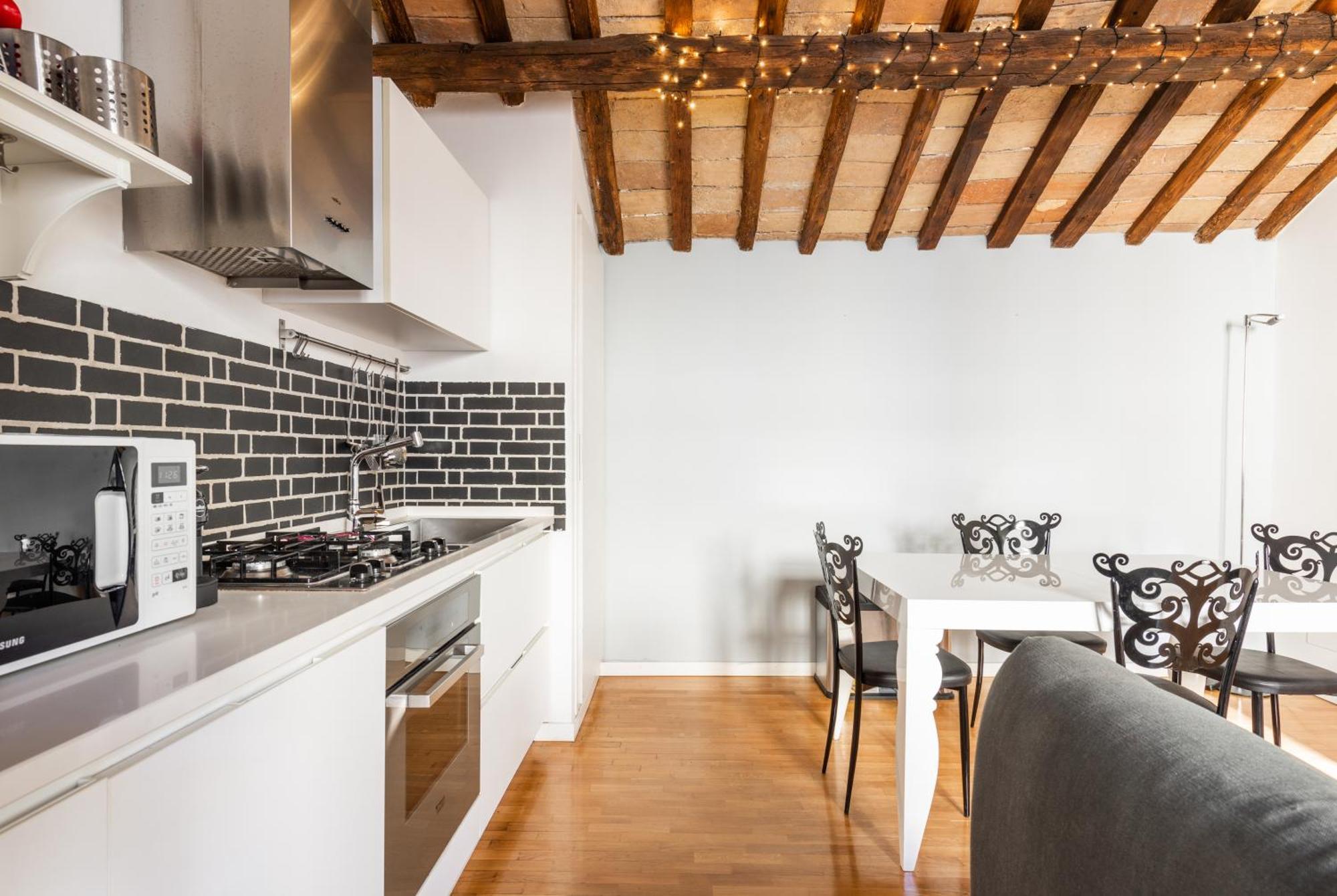 Pavone Centre Romantic Apartment Экстерьер фото